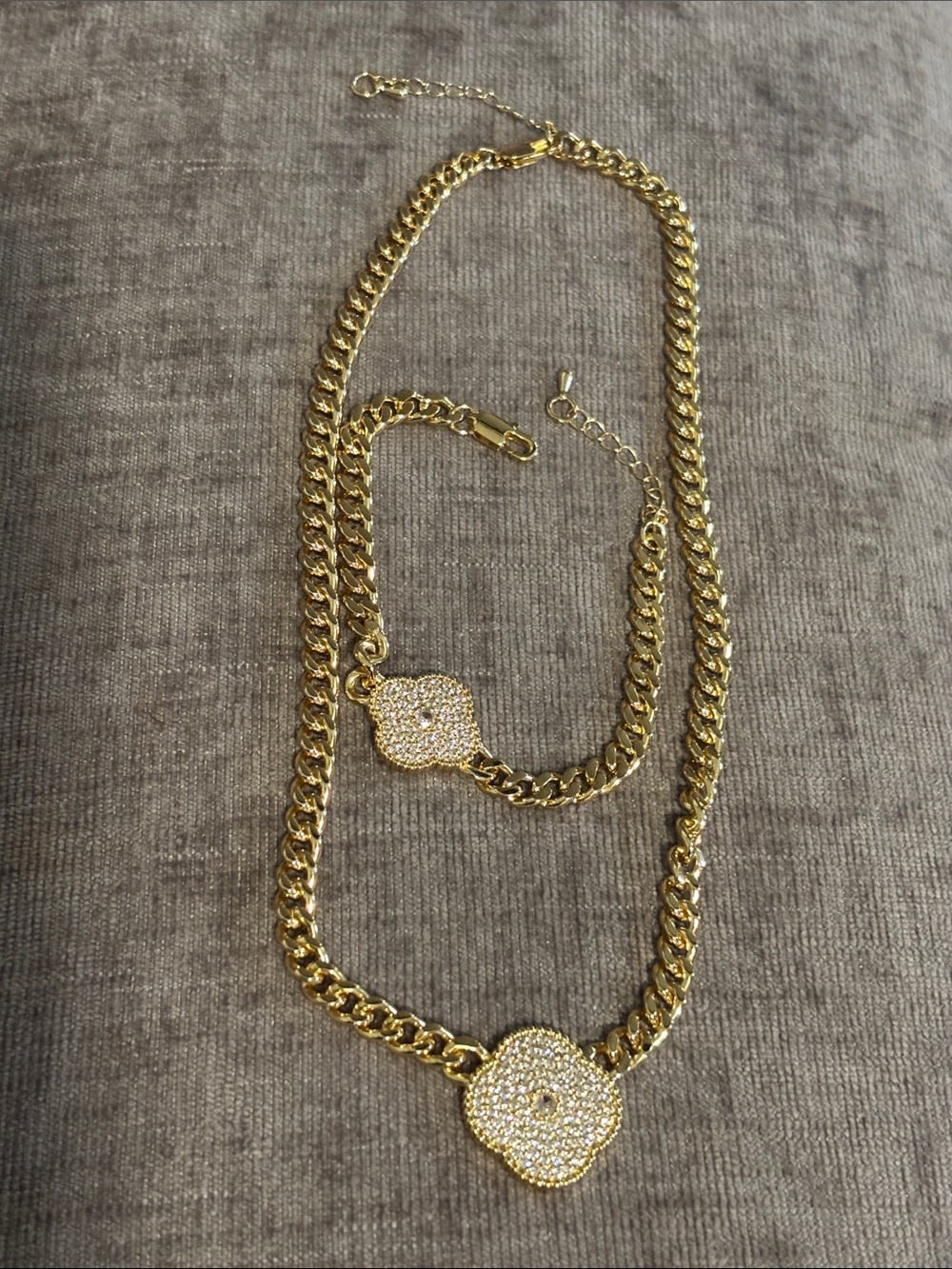 Gold Pave Clover Pendant Necklace and Bracelet Set